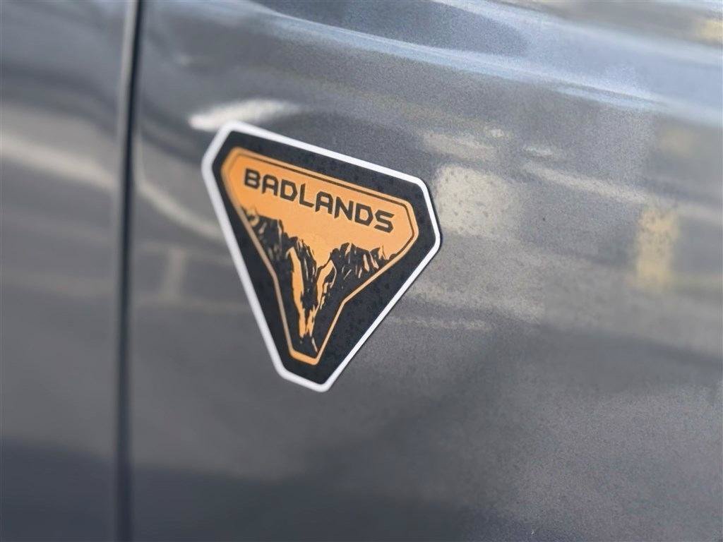 Used 2024 Ford Bronco Badlands AWD/4WD image 9