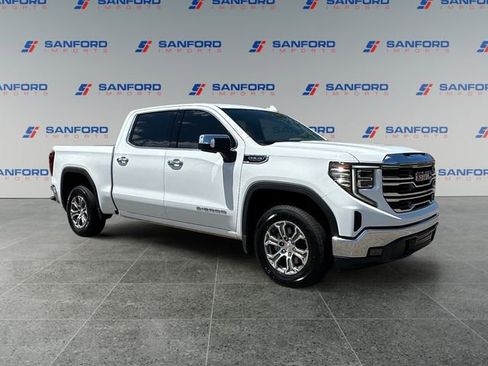 Used 2024 GMC Sierra 1500 SLT RWD image 6