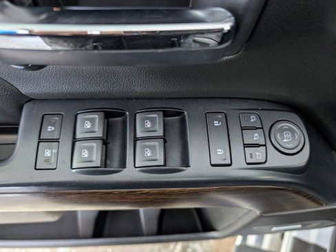 Used 2019 GMC Sierra 3500 Denali image 9