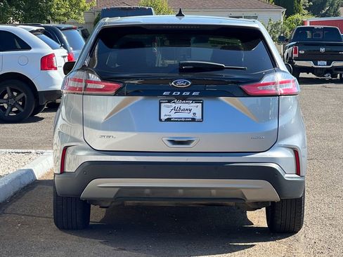 Used 2023 Ford Edge SEL image 6