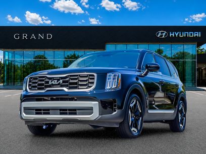 Used 2025 Kia Telluride S