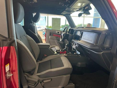 New 2025 Ford Bronco 2-Door image 4