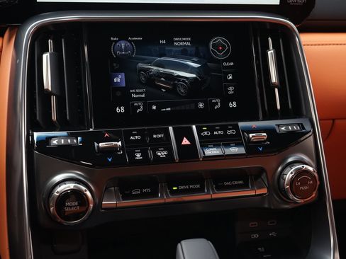 Used 2026 Lexus LX 700h Ultra Luxury AWD/4WD image 12
