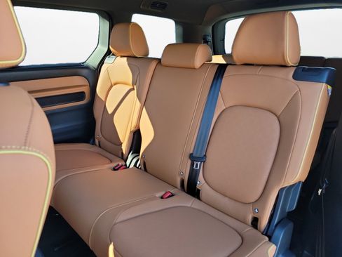 New 2025 Volkswagen ID. Buzz Pro S image 12