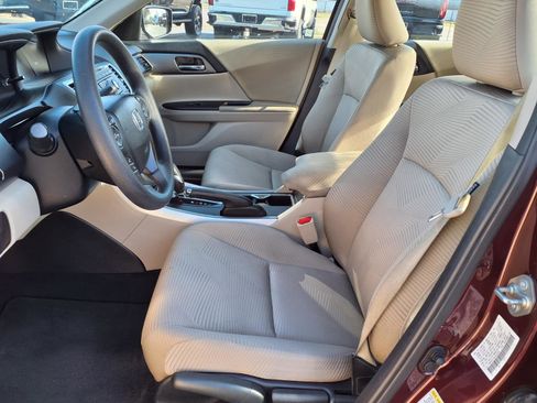 Used 2014 Honda Accord LX image 12
