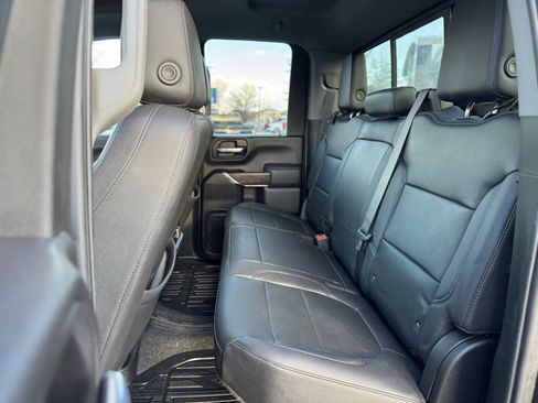 Used 2022 GMC Sierra 2500 SLT w/ SLT Premium Package image 25