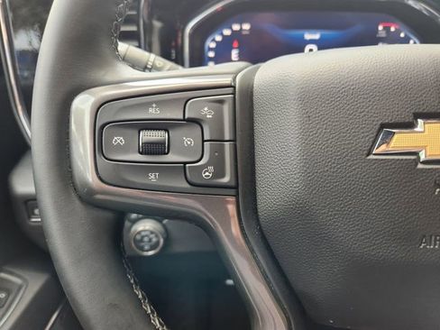 Used 2025 Chevrolet Silverado 2500 High Country w/ High Country Premium Package AWD/4WD image 30