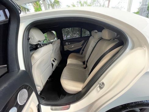 Used 2018 Mercedes-Benz E 300 image 11