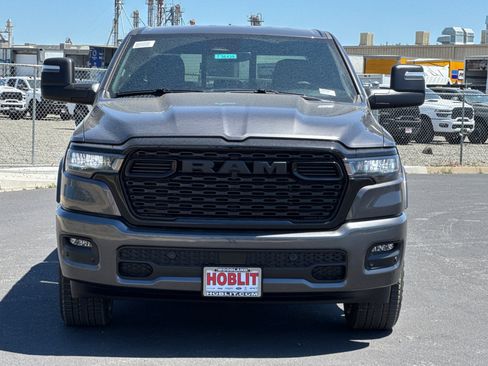 New 2026 RAM 1500 Big Horn AWD/4WD image 8