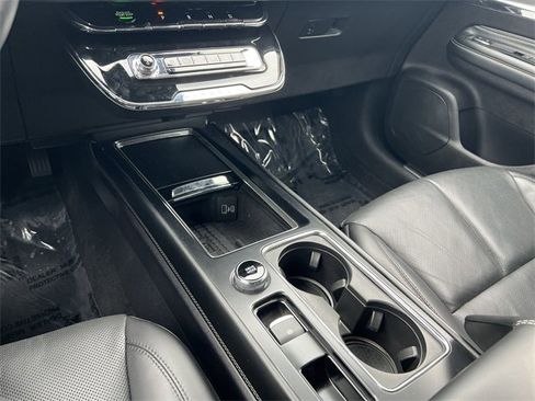 Used 2023 Lincoln Corsair Reserve w/ Equipment Group 201A image 18