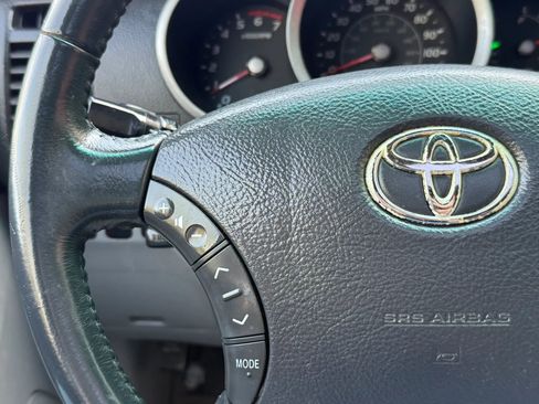 Used 2006 Toyota 4Runner Sport RWD image 30