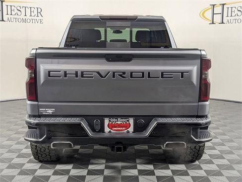 Used 2020 Chevrolet Silverado 1500 LT Trail Boss image 6