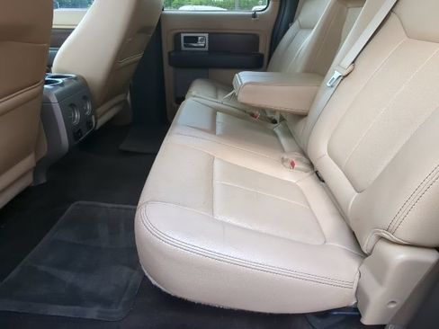 Used 2014 Ford F150 Lariat w/ Equipment Group 502A Luxury AWD/4WD image 29
