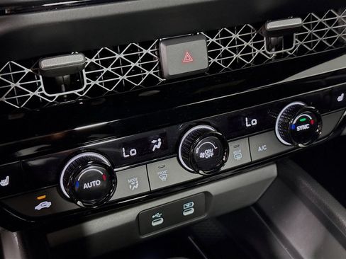 Used 2024 Honda Accord Sport image 17