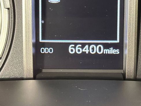 Used 2023 Toyota 4Runner Limited image 29