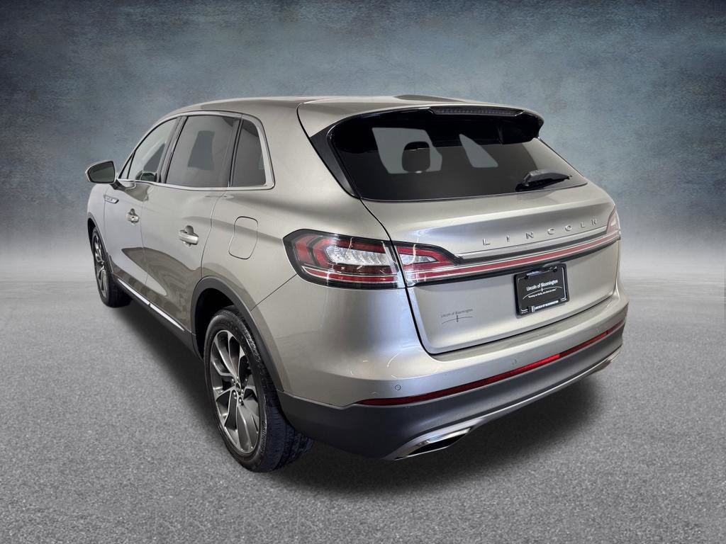 Used 2023 Lincoln Nautilus Reserve AWD/4WD image 4