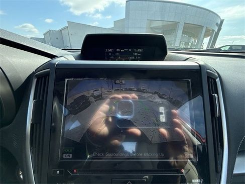 Used 2017 Subaru Impreza 2.0i Limited image 17