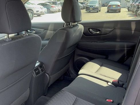 Used 2020 Nissan Rogue SV AWD/4WD image 34