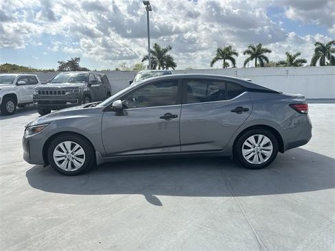 Used 2024 Nissan Sentra S image 13