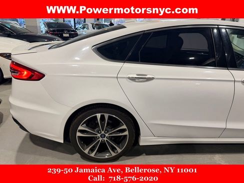 Used 2020 Ford Fusion Titanium image 9