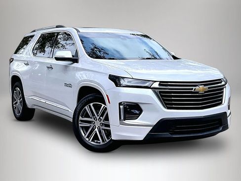 Used 2023 Chevrolet Traverse High Country w/ LPO, Floor Liner Package AWD/4WD image 2