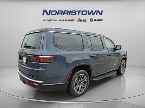 Certified 2023 Jeep Wagoneer 4WD w/ Premium Group I image 6