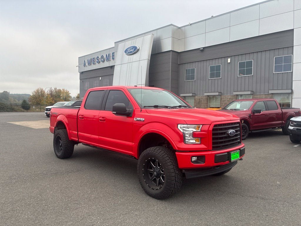 Used 2017 Ford F150 XLT w/ Equipment Group 302A Luxury AWD/4WD image 8