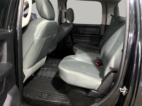 Used 2016 RAM 1500 Express w/ Black Ram 1500 Express Group image 10