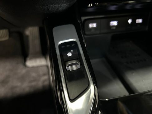 Used 2023 Kia Sorento SX AWD/4WD image 23