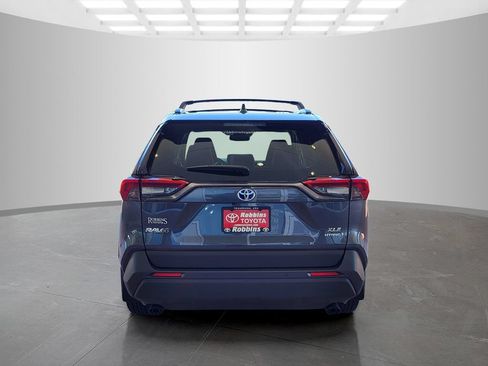 Used 2023 Toyota RAV4 XLE Premium AWD/4WD image 6