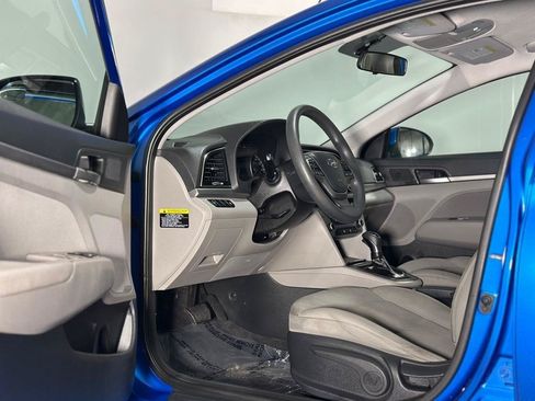 Used 2017 Hyundai Elantra SE FWD image 10