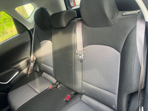 Used 2025 Kia Soul LX w/ LX Technology Package FWD image 22