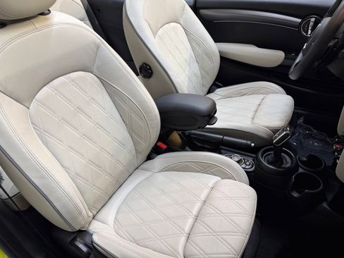 Used 2024 MINI Cooper S w/ Signature Upholstery Package image 44