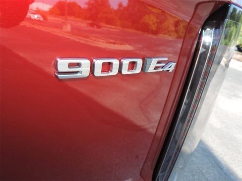 New 2026 Cadillac Vistiq Luxury image 14