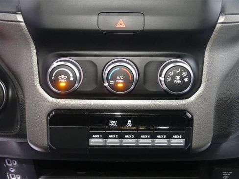 Used 2019 RAM 2500 Tradesman AWD/4WD image 35
