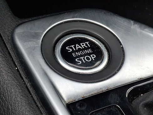 Used 2024 Nissan Sentra SV FWD image 22
