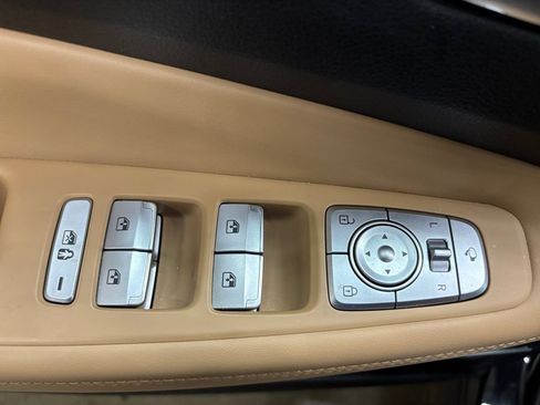 Used 2023 Hyundai Santa Fe Calligraphy AWD/4WD image 13