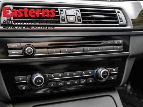 Used 2015 BMW M5 image 68