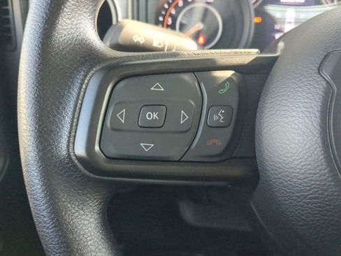 Used 2025 Jeep Gladiator Sport AWD/4WD image 19
