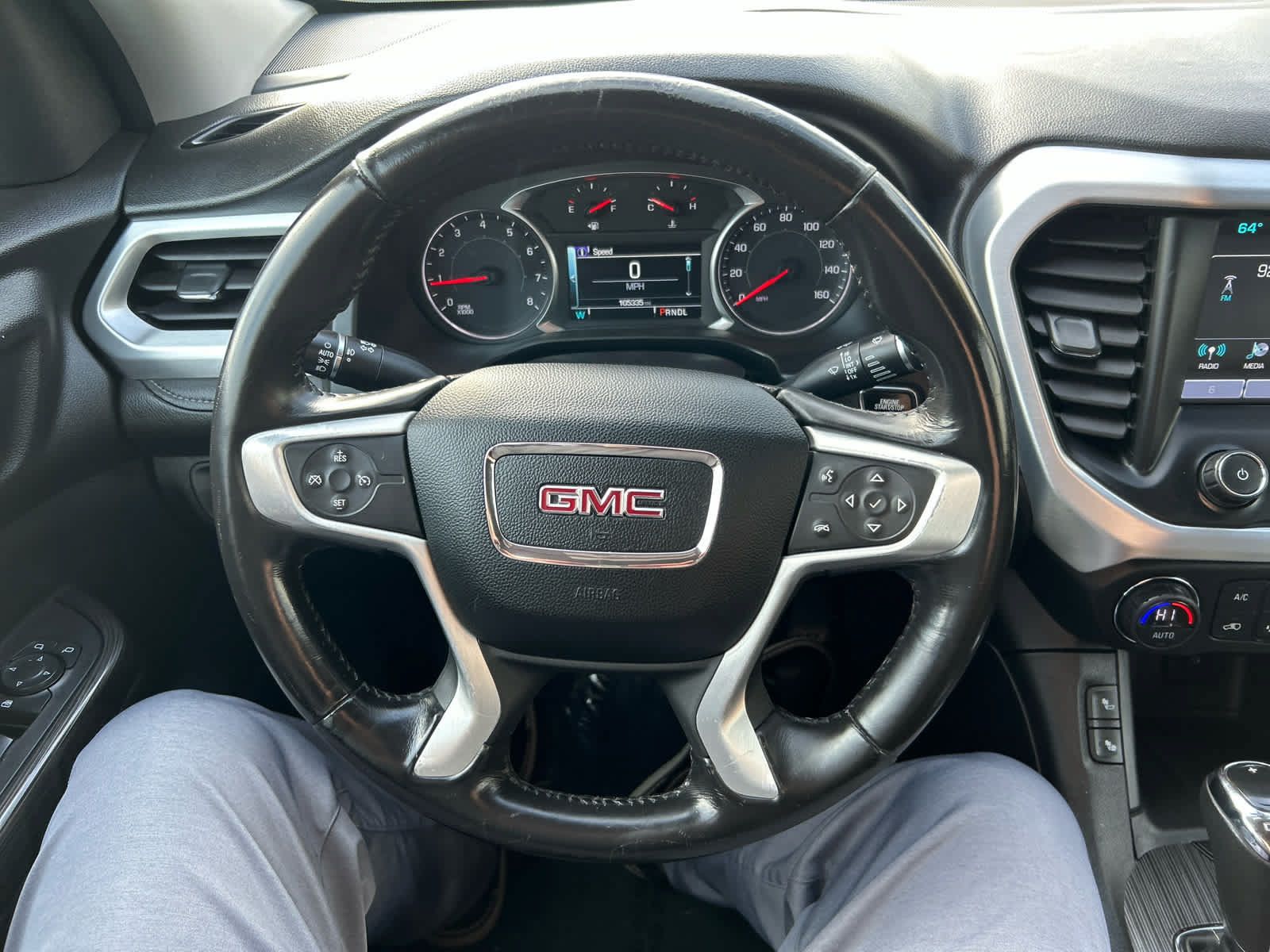 Used 2019 GMC Acadia SLT FWD image 15