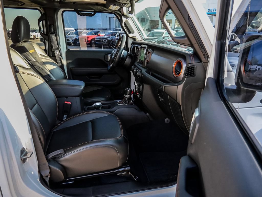 Used 2021 Jeep Gladiator Mojave AWD/4WD image 16