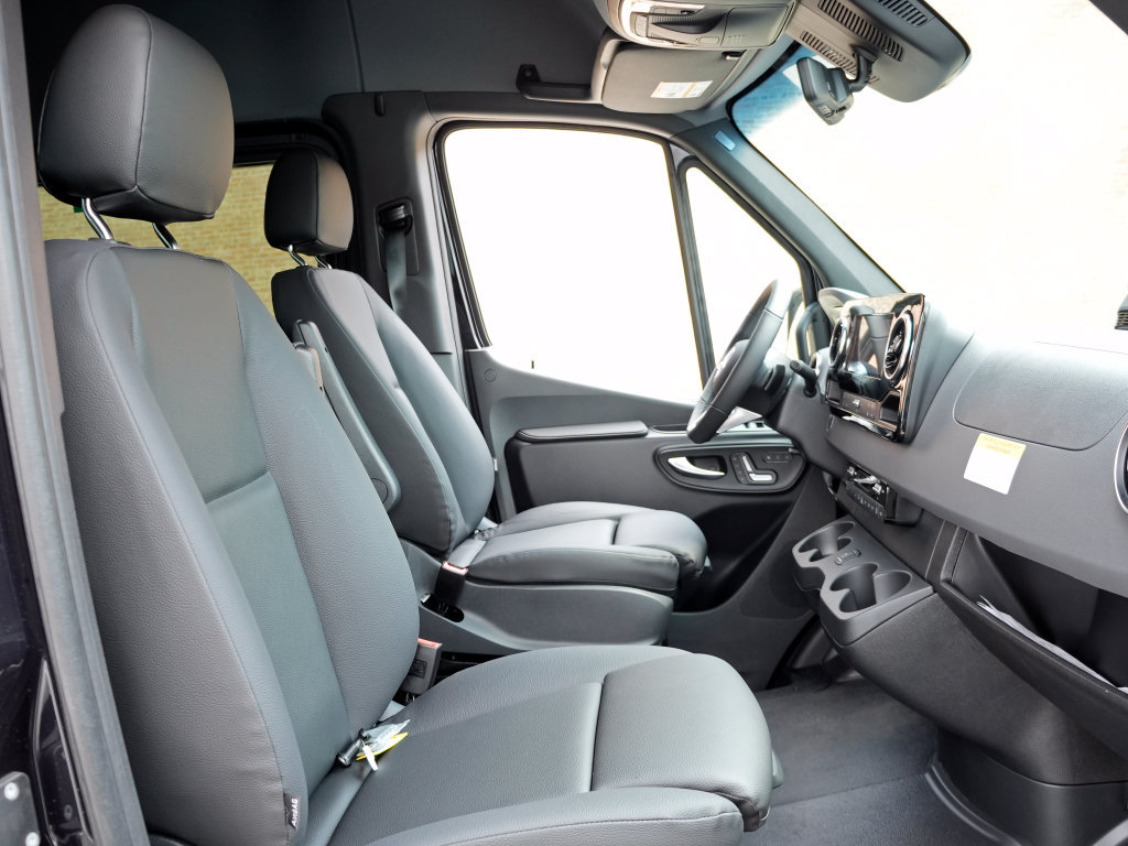 New 2026 Mercedes-Benz Sprinter 2500 image 26