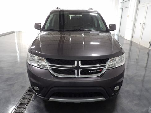 Used 2016 Dodge Journey SXT image 2