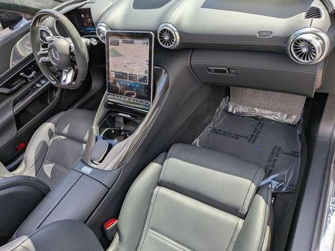 Used 2023 Mercedes-Benz SL 63 AMG 4MATIC image 20