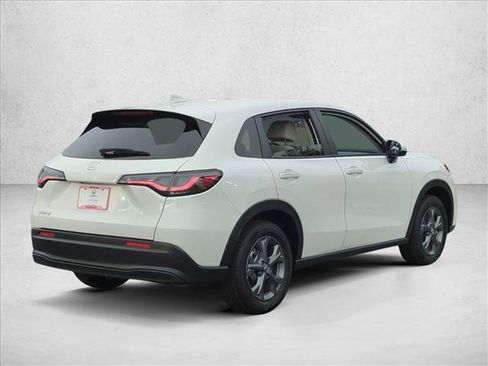 Certified 2026 Honda HR-V LX image 5