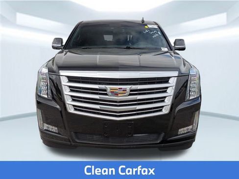 Used 2018 Cadillac Escalade ESV Platinum image 2