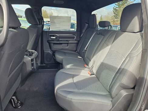 New 2026 RAM 2500 Big Horn AWD/4WD image 14
