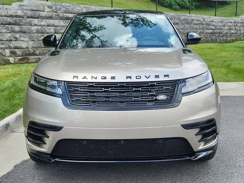 Used 2026 Land Rover Range Rover Velar Dynamic SE AWD/4WD image 8