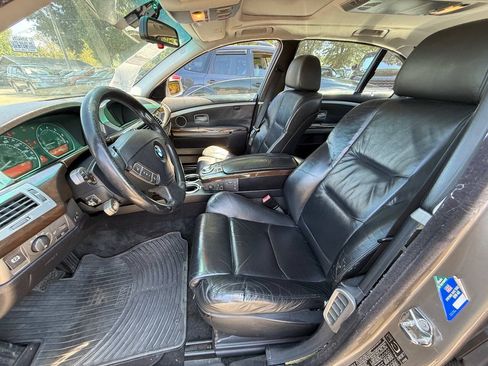Used 2004 BMW 745Li RWD image 9