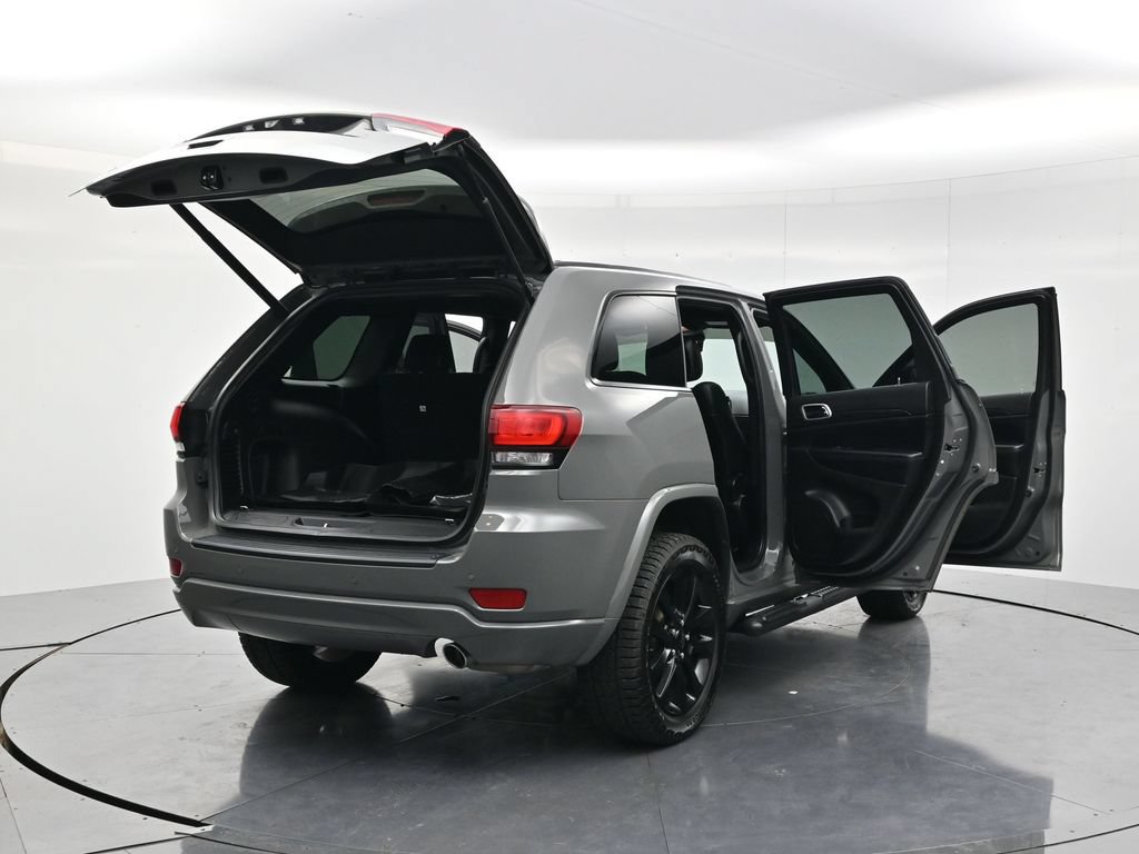 Used 2022 Jeep Grand Cherokee Laredo X AWD/4WD image 55